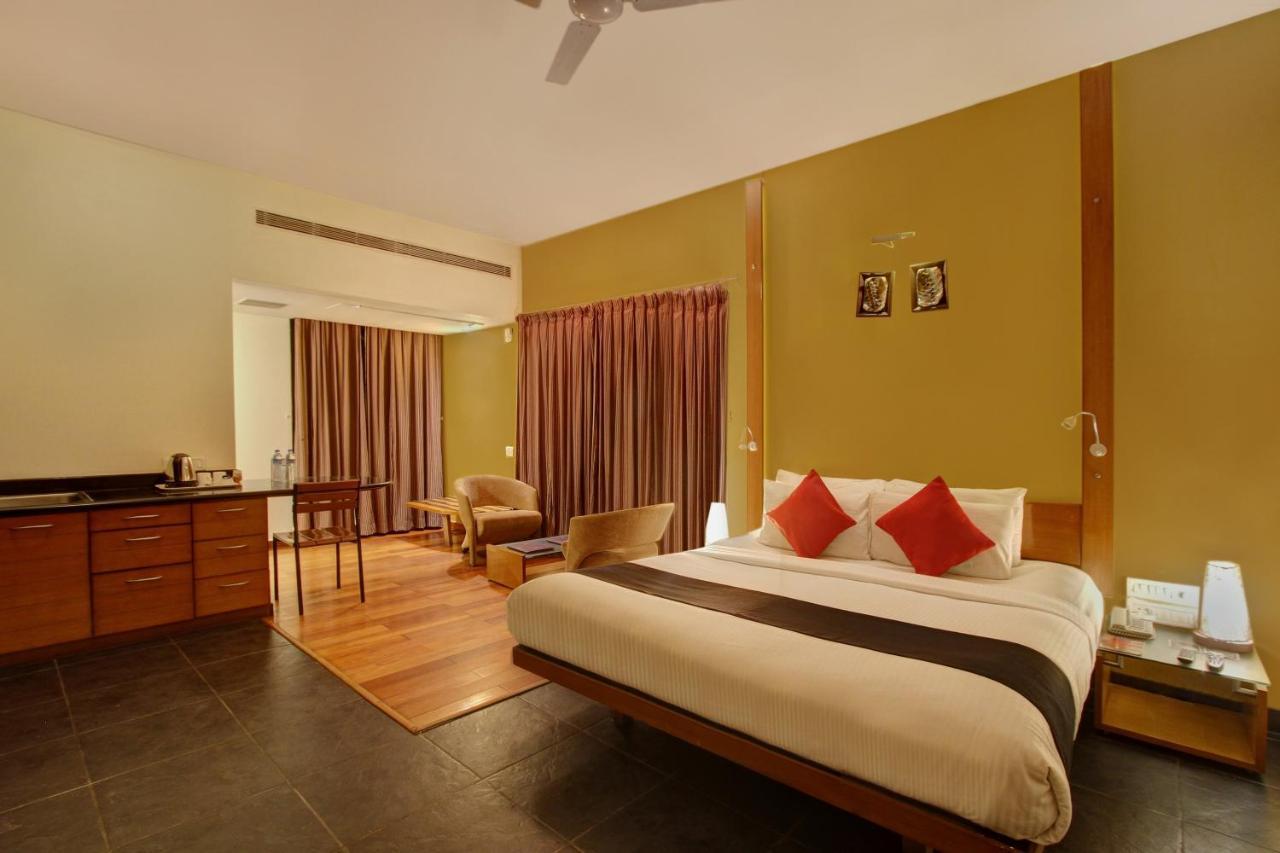 Hotel Capital O 16165 Cartier