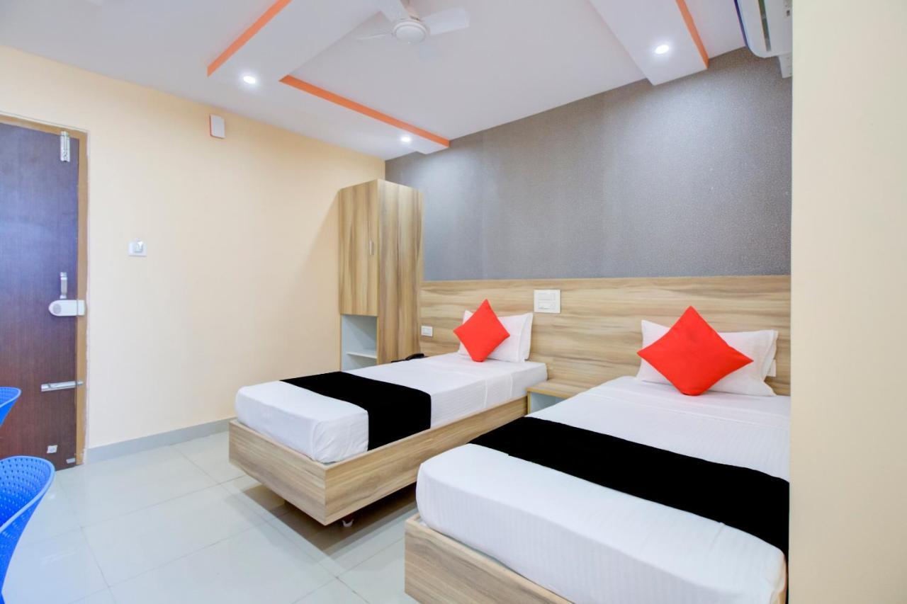 Hotel Collection O Rk Grand Bangalore