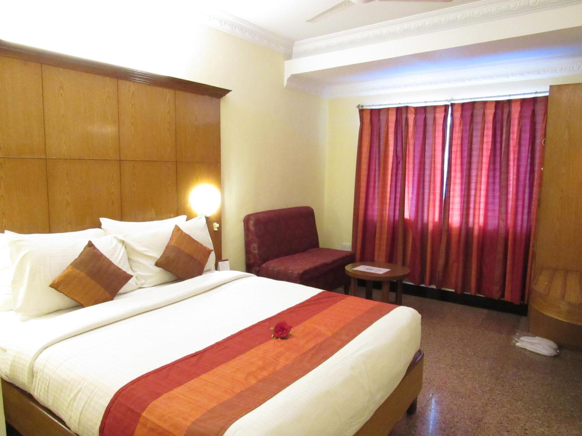 Ramanashree California 3*