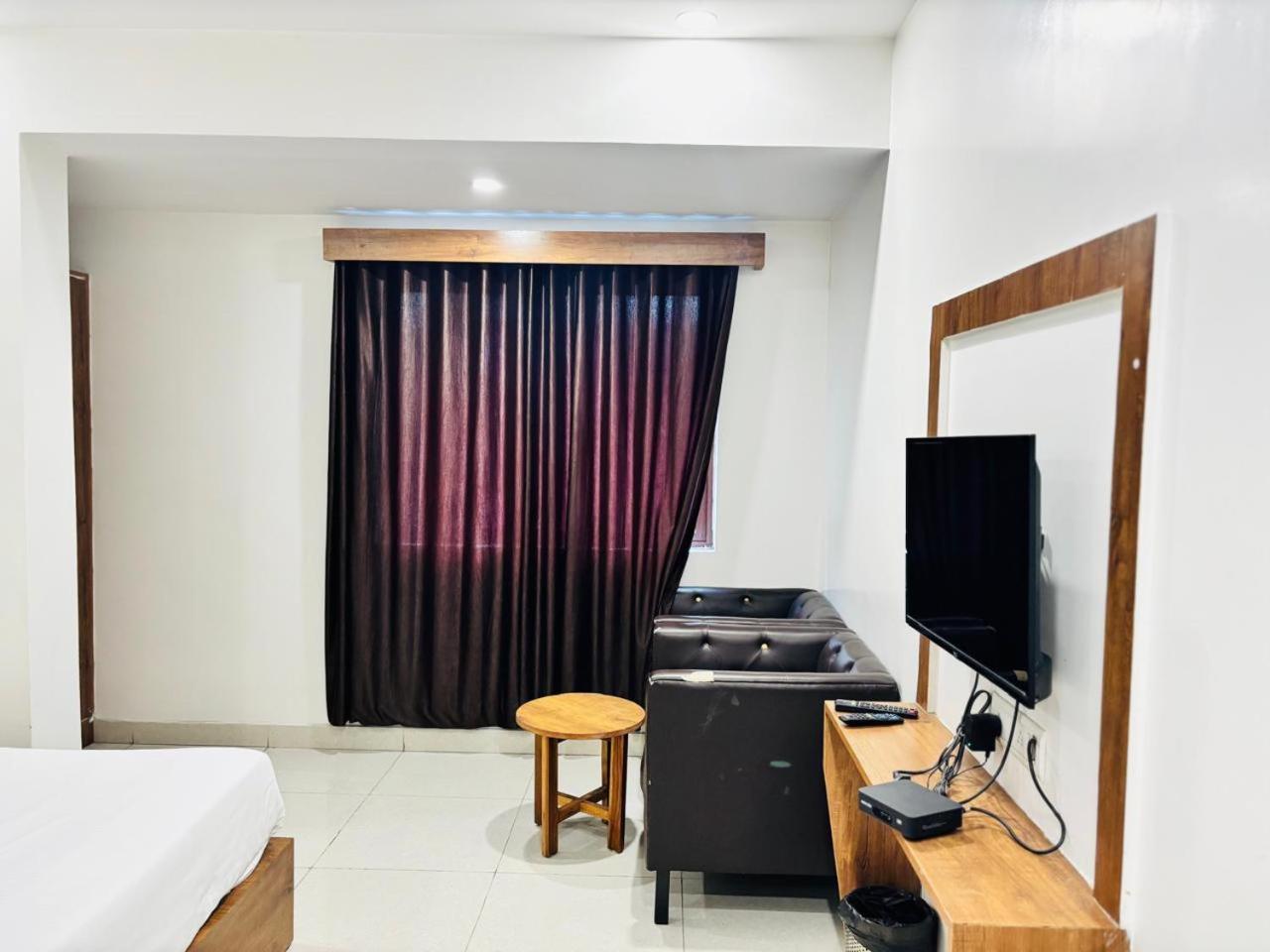 Bg 2* Bangalore