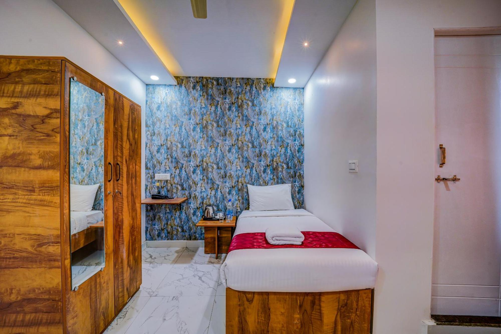 Open By Olive - The Emerald 3* Bangalore