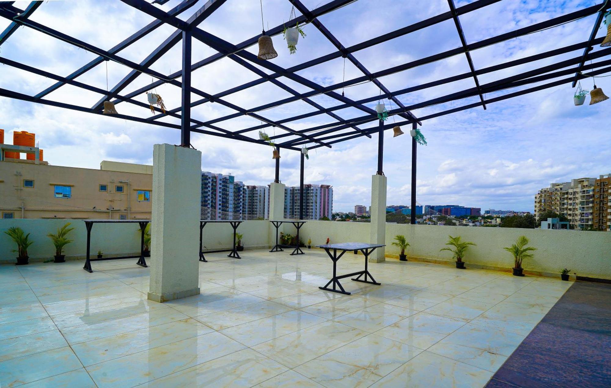 Open By Olive - The Emerald Hotel 3*