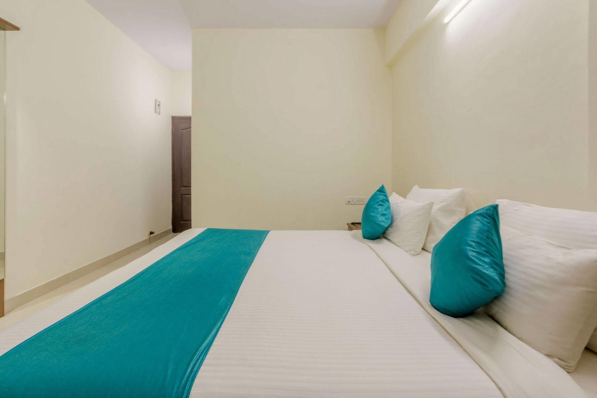 Hotel Zo Trinity Circle Mg Road 3*